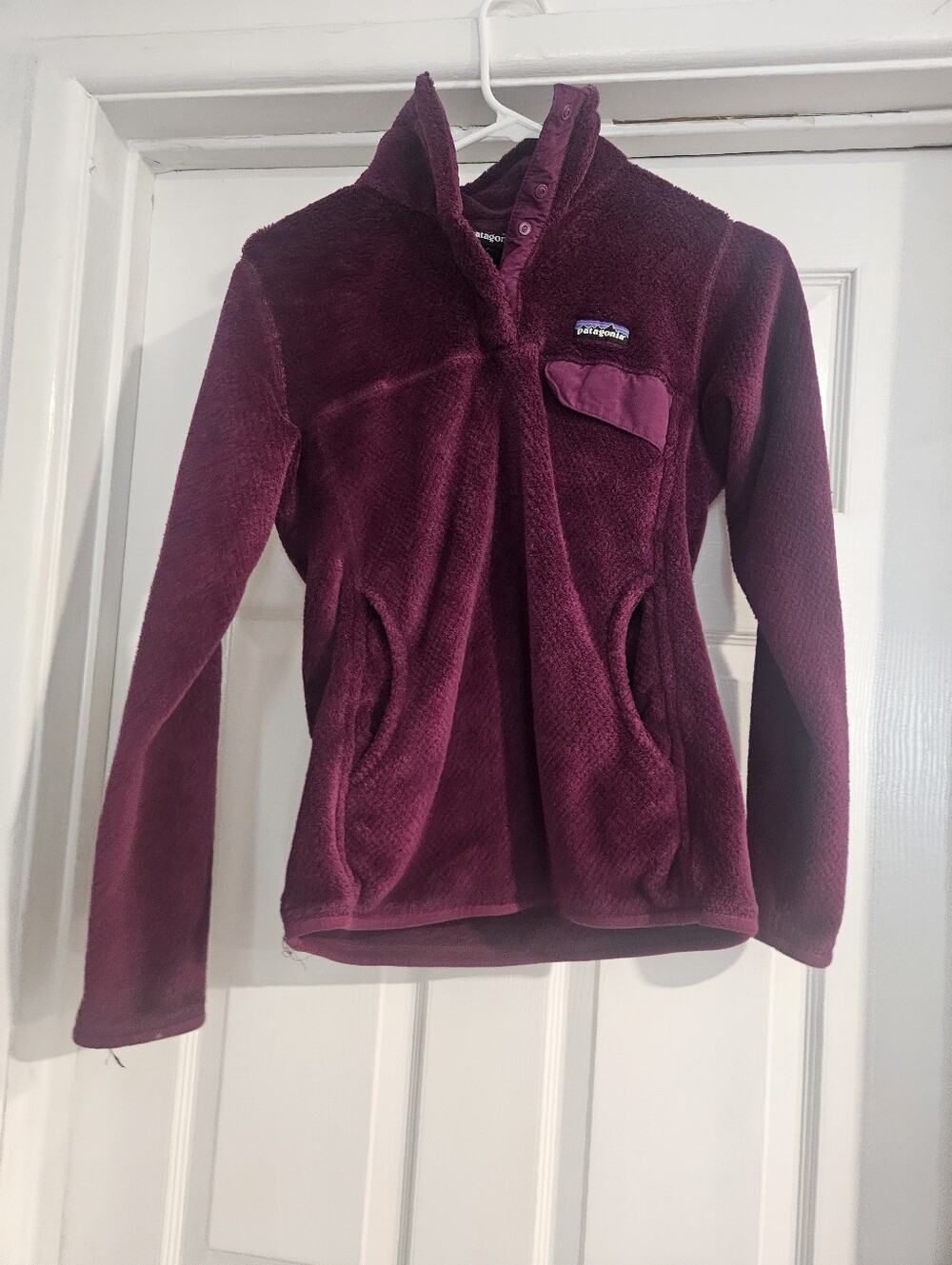 gently used Patagonia Purple fleece jacket Size S #outdoor #fleece #patagoni